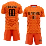 Maillot de football personnalisé à sublimation avec formes géométriques orange Black-Bay Maillot de football personnalisé à sublimation avec formes géométriques orange Black-Bay